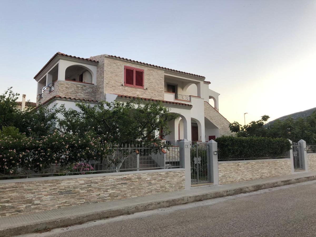 Appartamento In Villa Andreina Orosei Eksteriør billede
