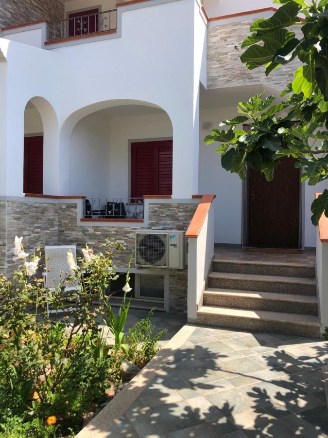 Appartamento In Villa Andreina Orosei Eksteriør billede