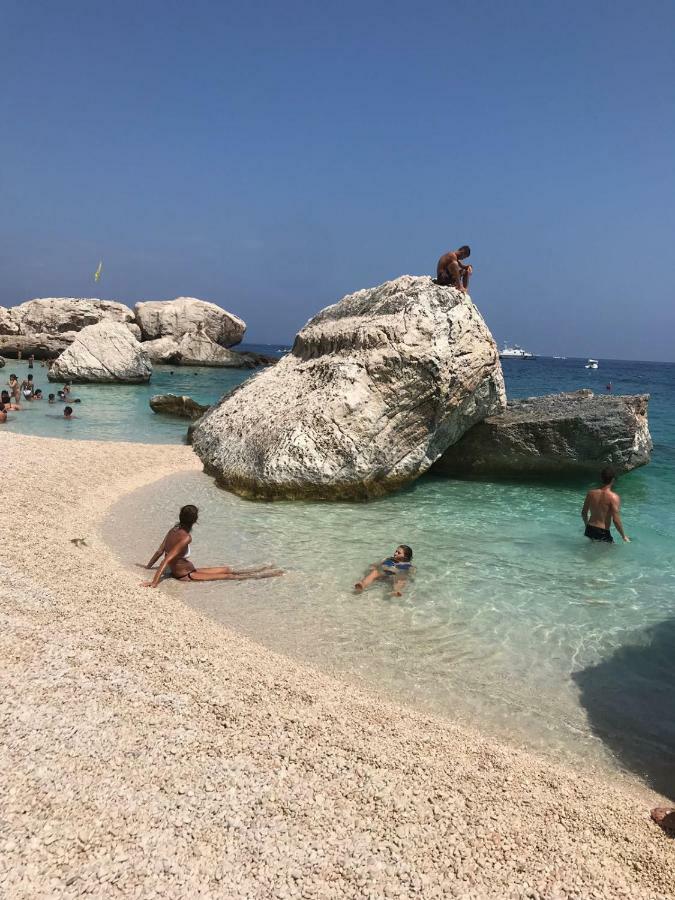 Appartamento In Villa Andreina Orosei Eksteriør billede