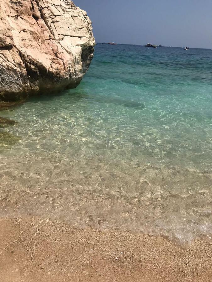 Appartamento In Villa Andreina Orosei Eksteriør billede