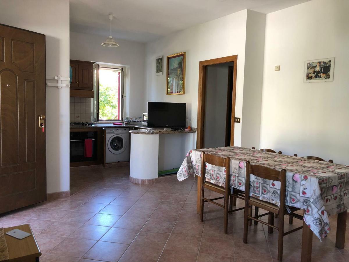 Appartamento In Villa Andreina Orosei Eksteriør billede