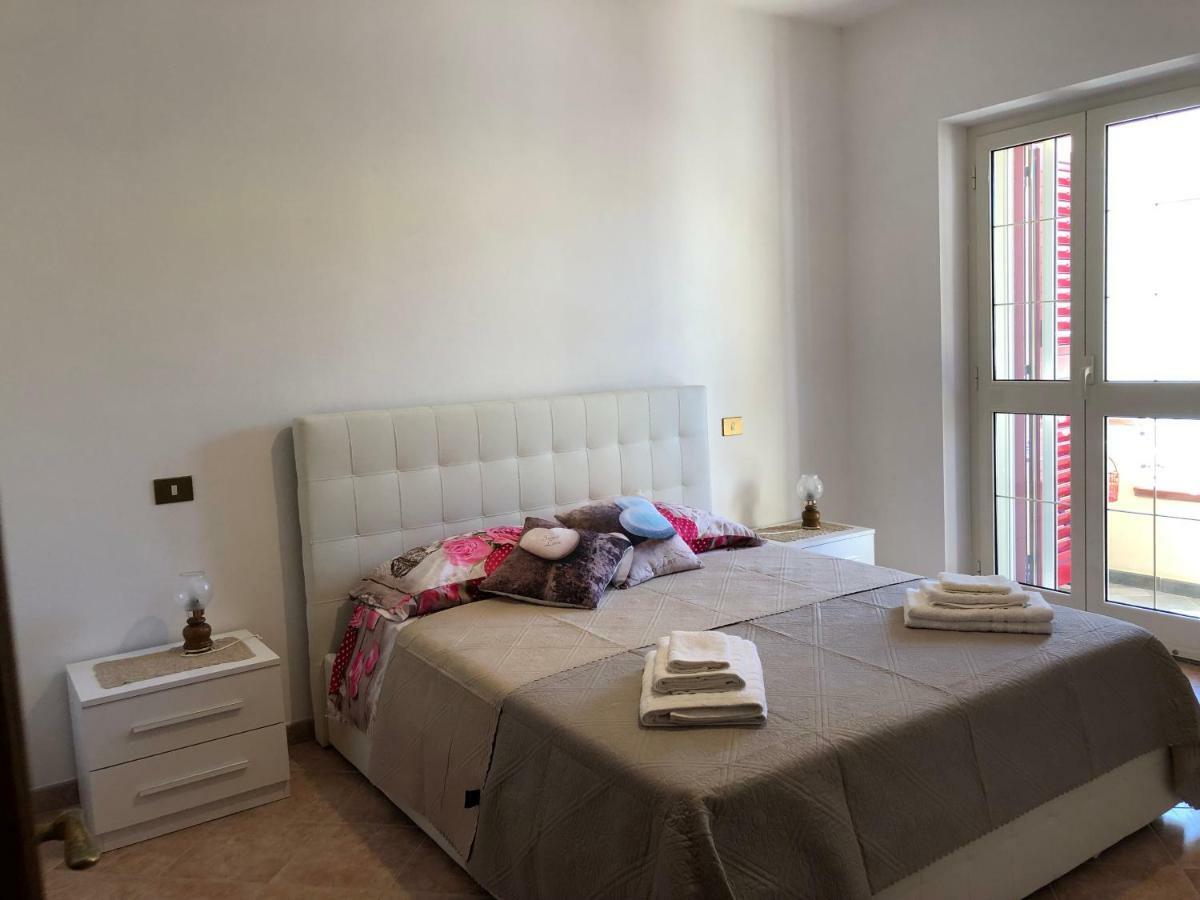Appartamento In Villa Andreina Orosei Eksteriør billede