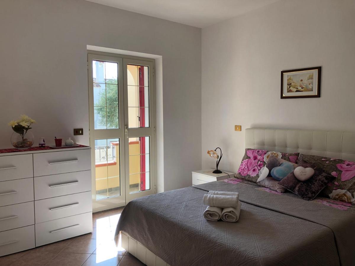 Appartamento In Villa Andreina Orosei Eksteriør billede