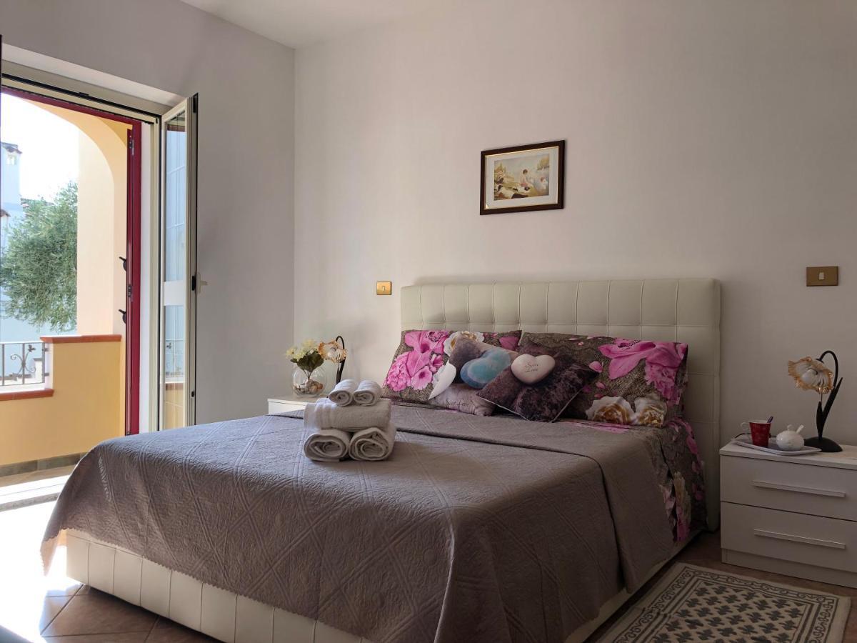 Appartamento In Villa Andreina Orosei Eksteriør billede