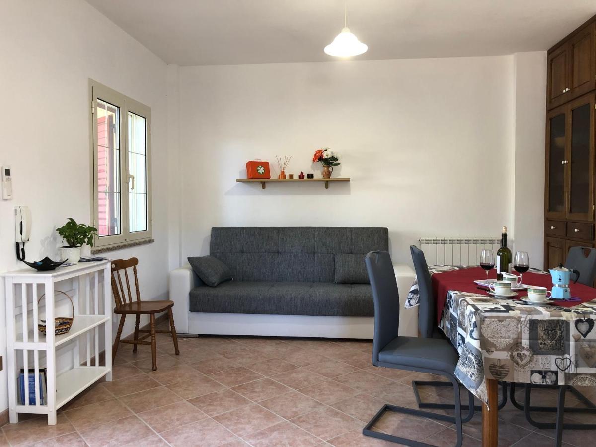 Appartamento In Villa Andreina Orosei Eksteriør billede