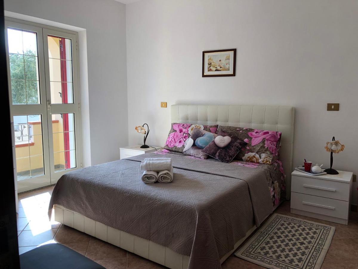 Appartamento In Villa Andreina Orosei Eksteriør billede
